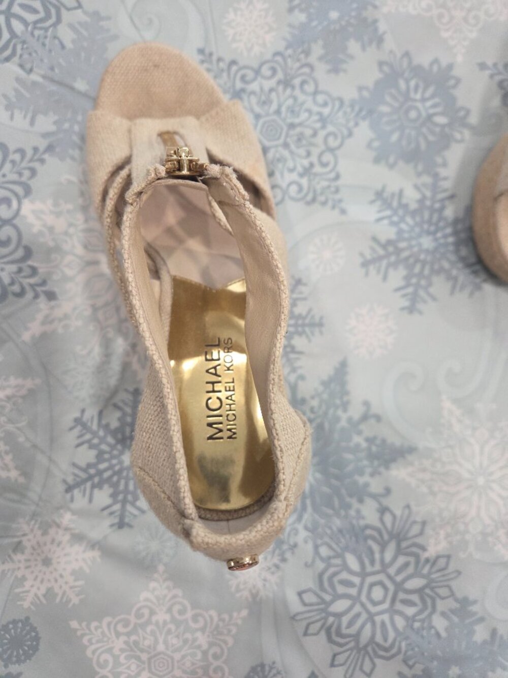 Size 8 - Michael Kors Beige Espadrille Wedge Sandals with Gold Zipper - Picture 8 of 10